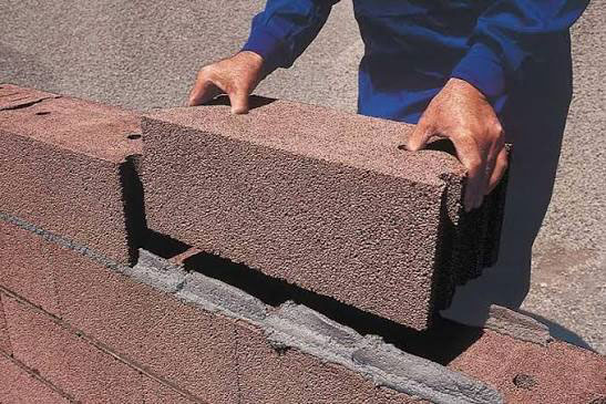 سبکی و کاهش بار مرده ساختمان بلوک لیکا